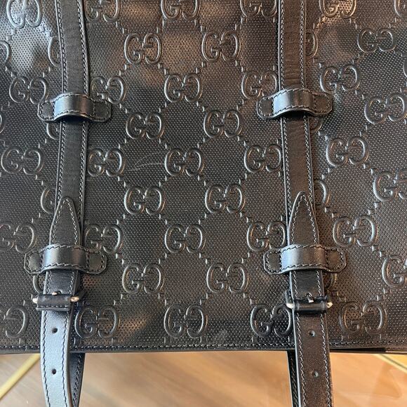 GUCCI GG Embossed Tote - Picture 16 of 16